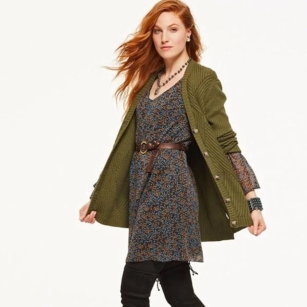 SALE! Cabi Poise Dress Bell Sleeve NWT